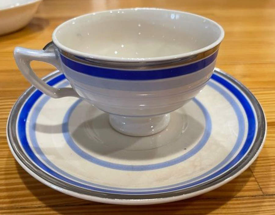 D5229 Footed Cup & Saucer Set by Royal Doulton-1