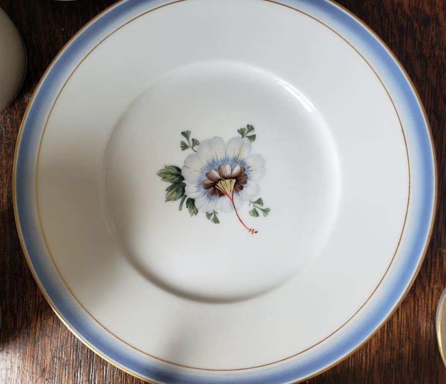 592 Luncheon Plate by Royal Copenhagen-1