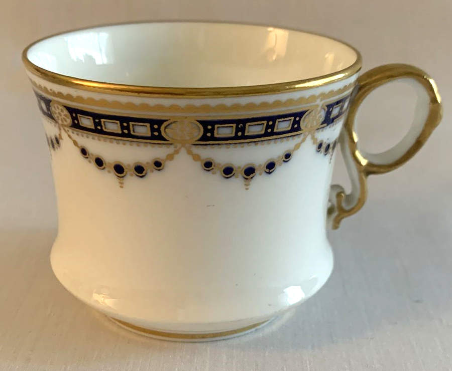 T2316 Flat Cup by Royal Cauldon-1