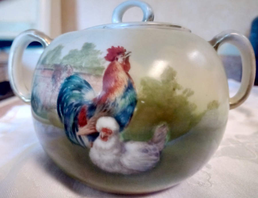 Chantecler Sugar Bowl & Lid by Royal Bayreuth-1