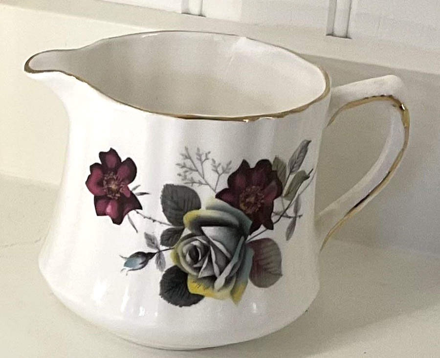 1335 Creamer by Royal Tara-1