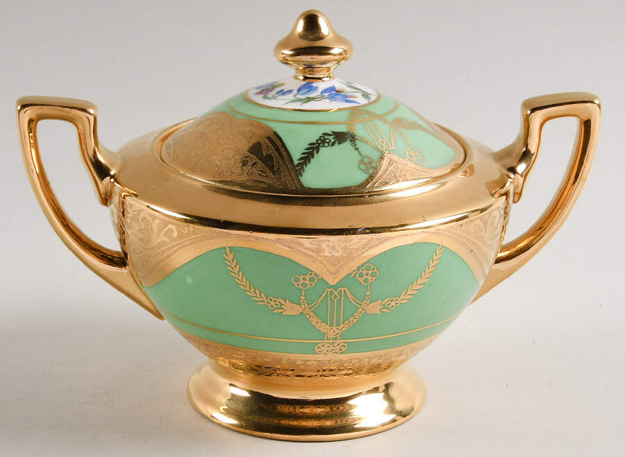RCQ43 Sugar Bowl & Lid by Royal China (made in France)-1