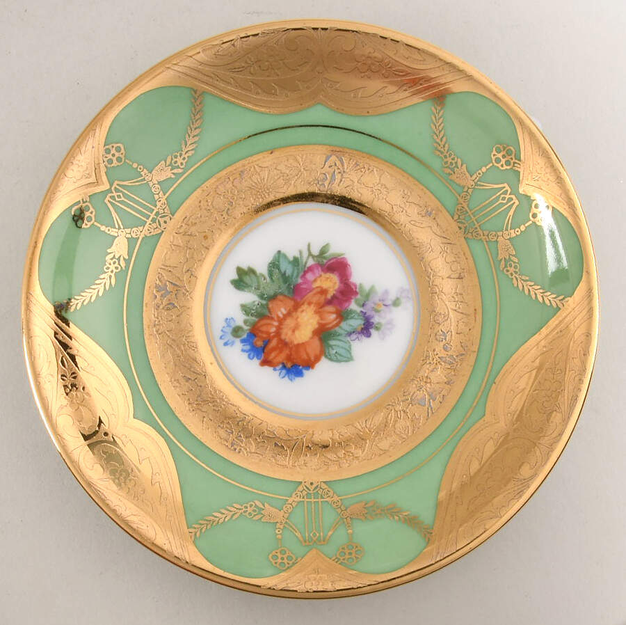 RCQ43 Saucer by Royal China (made in France)-1