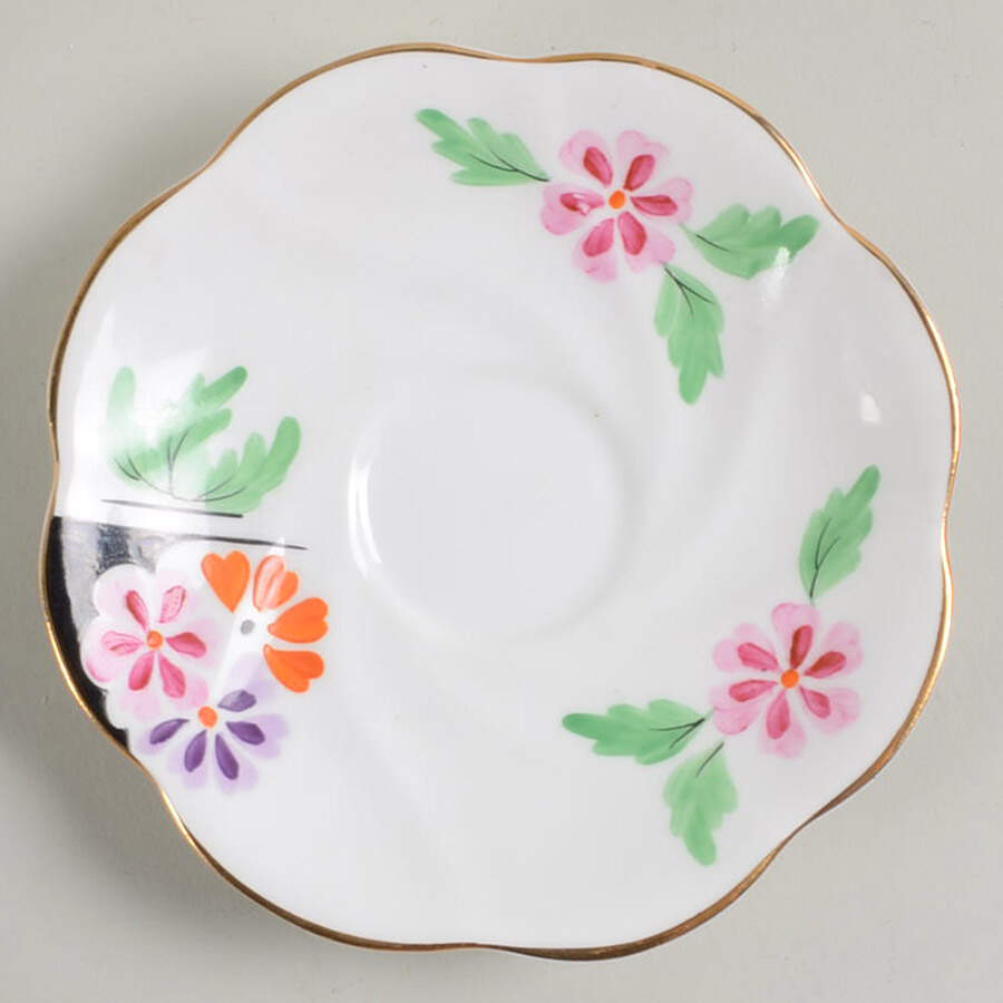 3083 Saucer by Rosina-Queens-1