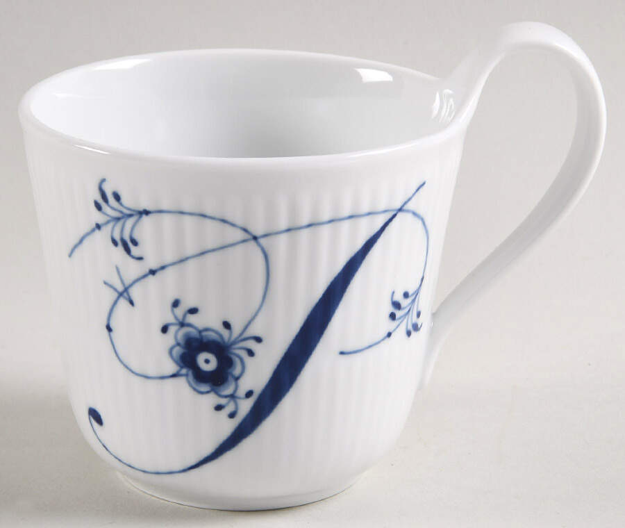 Alphabet Collection Mug by Royal Copenhagen-1
