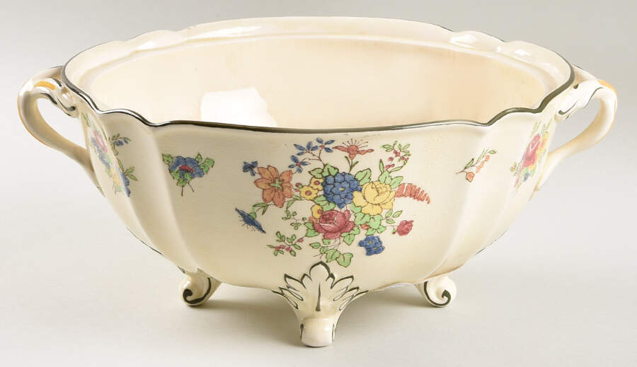 Daventry Tureen No Lid by Royal Doulton-1