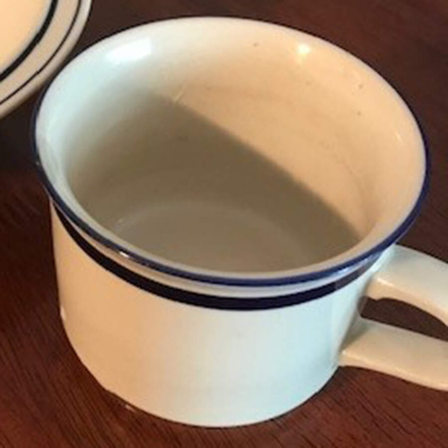 Debonaire Flat Cup by Ranmaru-1