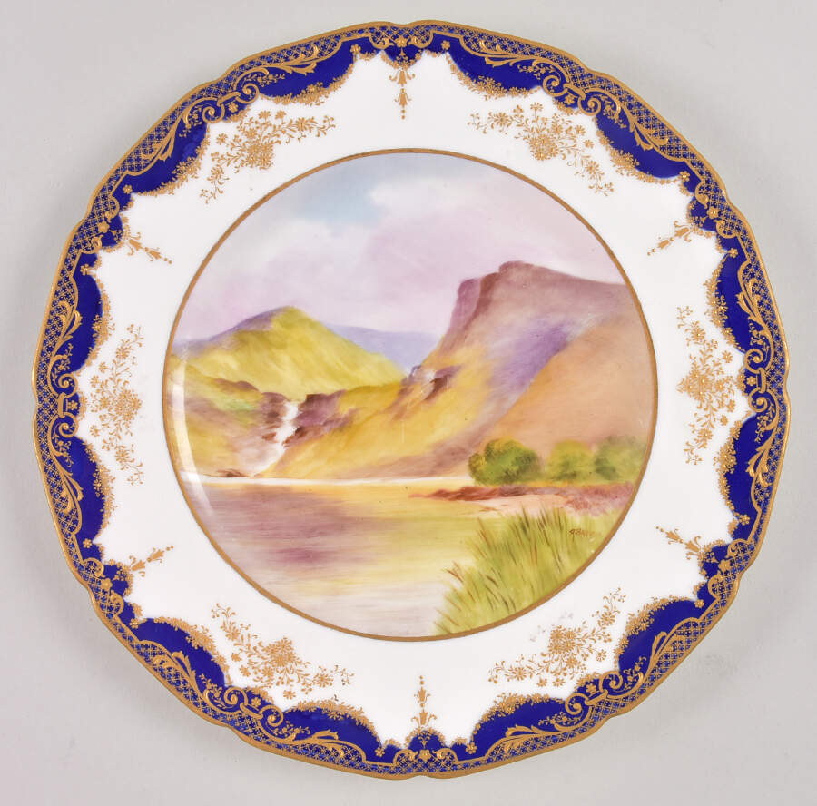 RD412 Dinner Plate by Royal Doulton-1