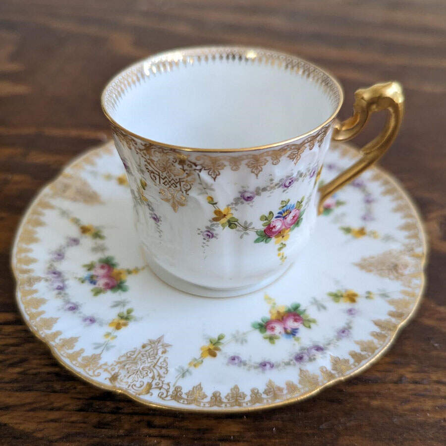 E3104 Footed Cup & Saucer Set by Royal Doulton-1