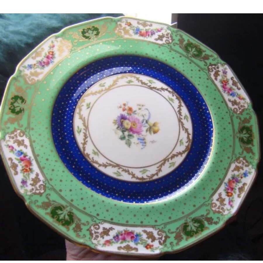 H2523 Dinner Plate by Royal Doulton-1