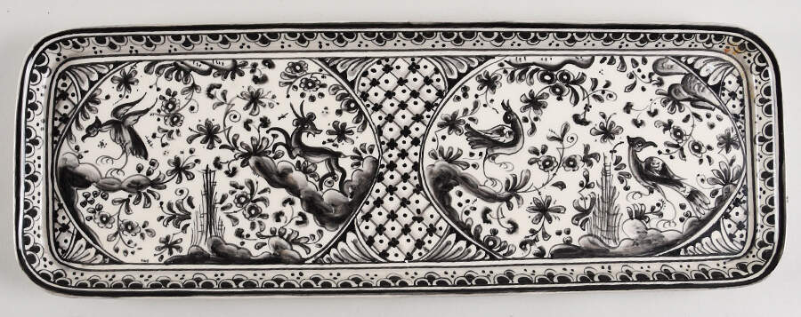 Seventeenth Century (XVII) Black Large Sandwich Tray by Real Ceramica-1
