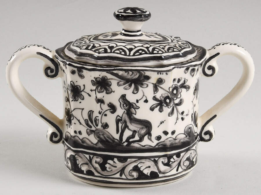 Seventeenth Century (XVII) Black Sugar Bowl & Lid by Real Ceramica-1