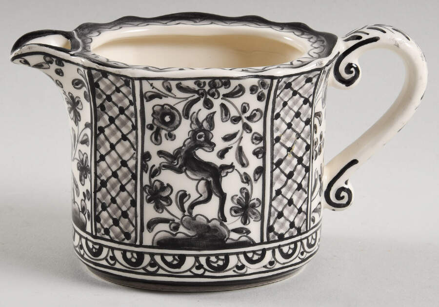Seventeenth Century (XVII) Black Creamer No Lid by Real Ceramica-1