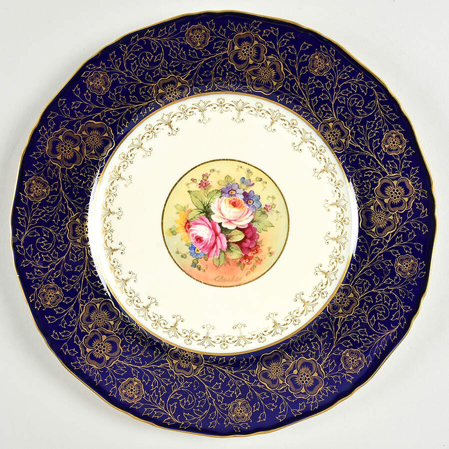 Z1655 Dinner Plate by Royal Worcester-1