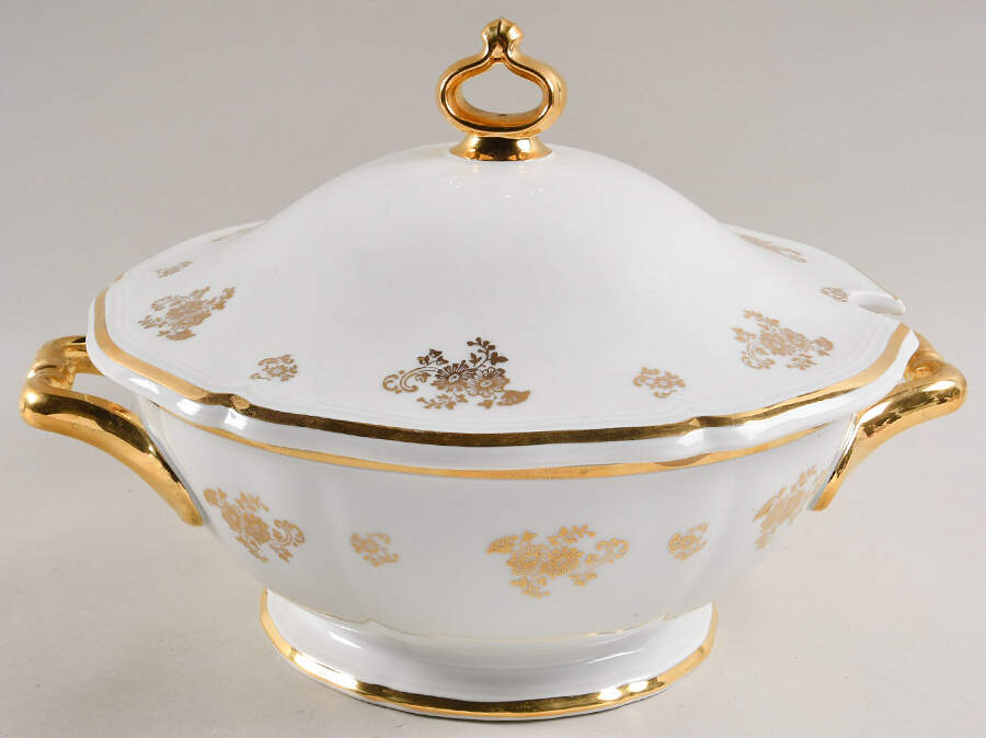 R4012 Tureen &  Lid by Rosenthal - Continental-1
