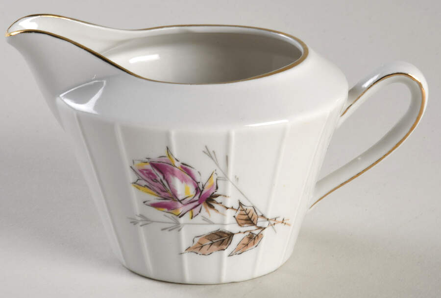 RSD233 Creamer by Royal Standard-1
