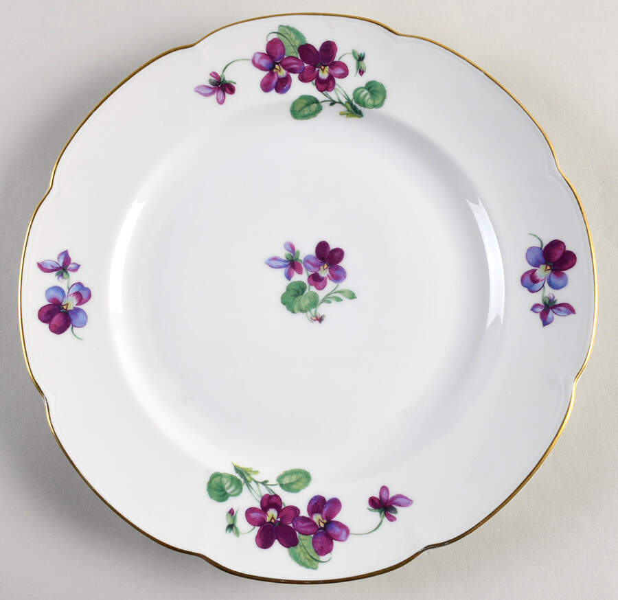 ROB518 Dinner Plate by Royal Bayreuth-1