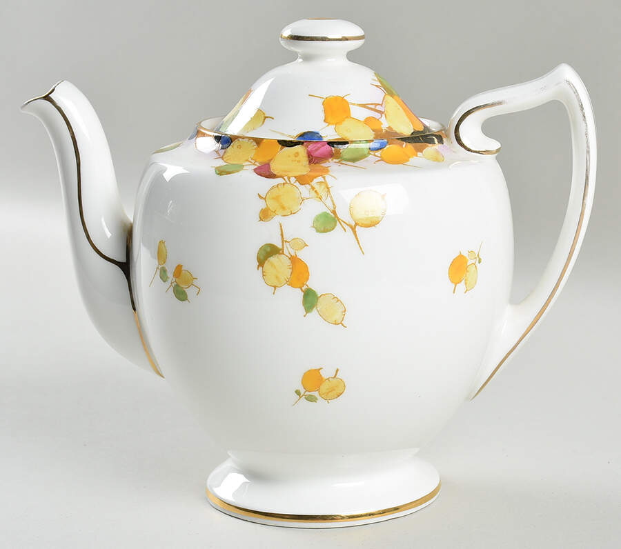 Honesty Small Teapot & Lid by Royal Doulton-1