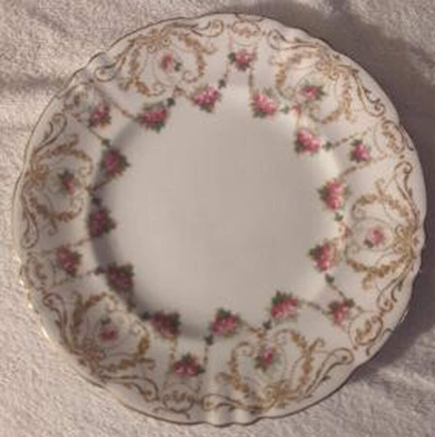 C3061 Salad Plate by Royal Doulton-1