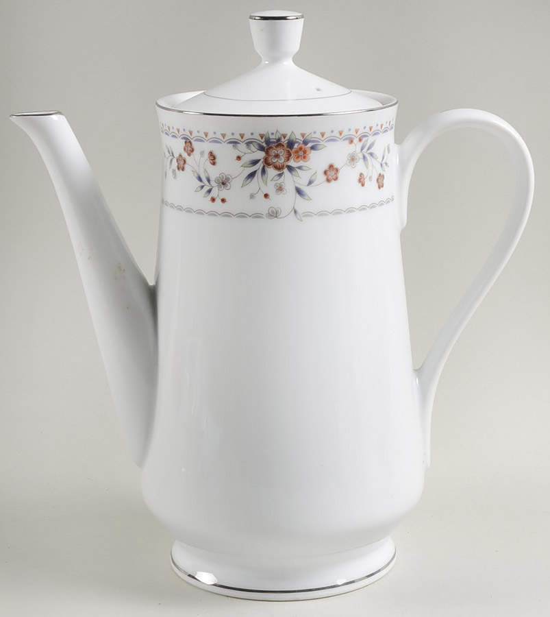 Claremont Coffee Pot & Lid by Sone-1