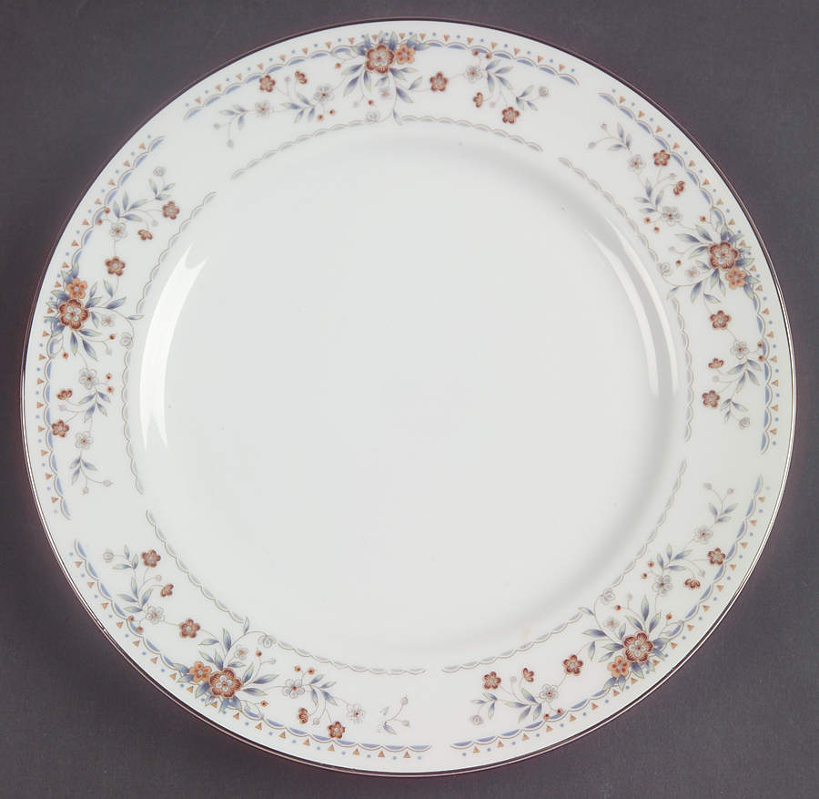 Claremont Luncheon Plate by Sone-1