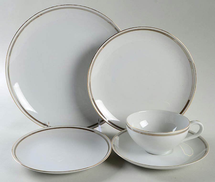 102 5 Piece Place Setting by St Regis-1