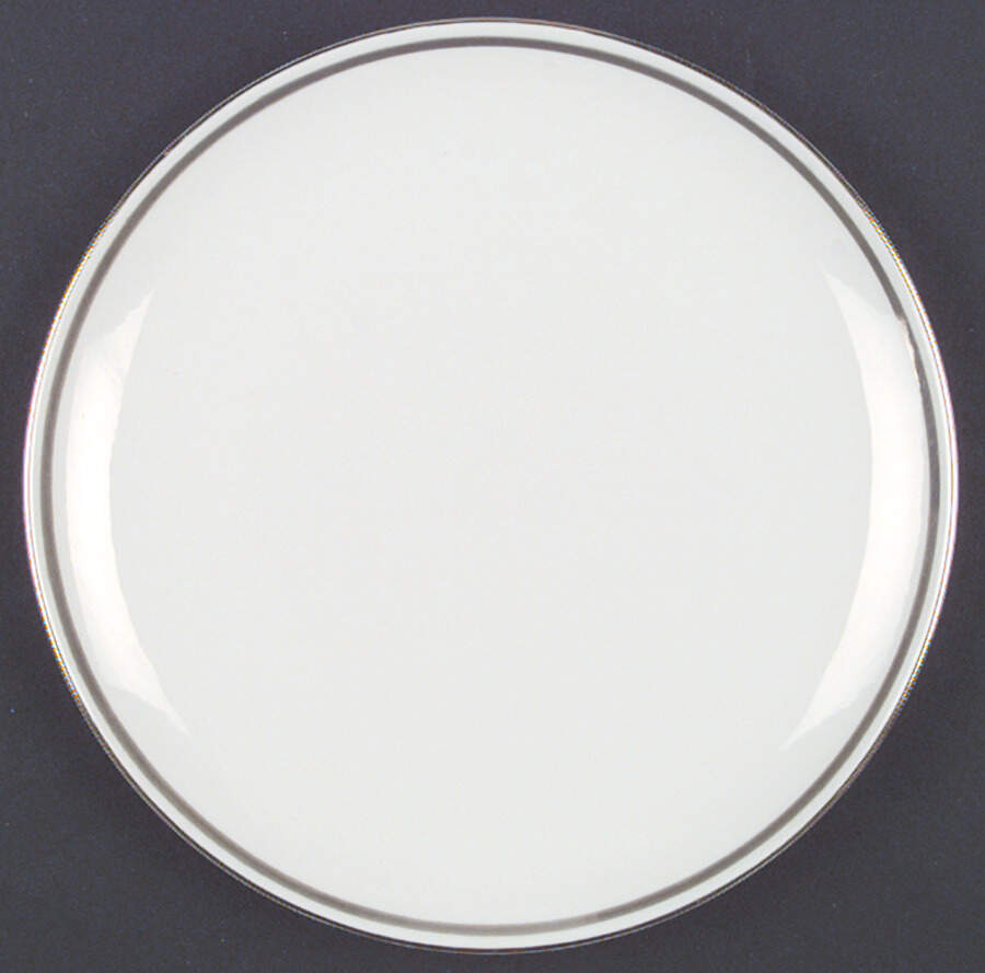 102 Dinner Plate by St Regis-1