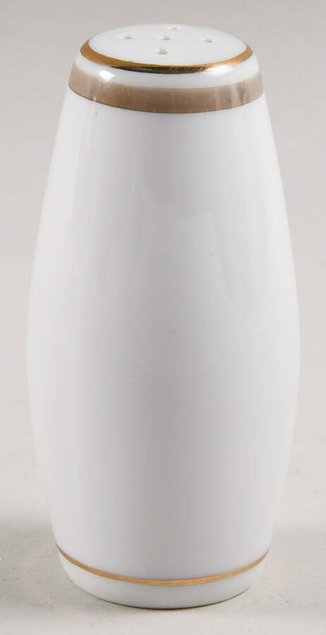 102 Pepper Shaker by St Regis-1