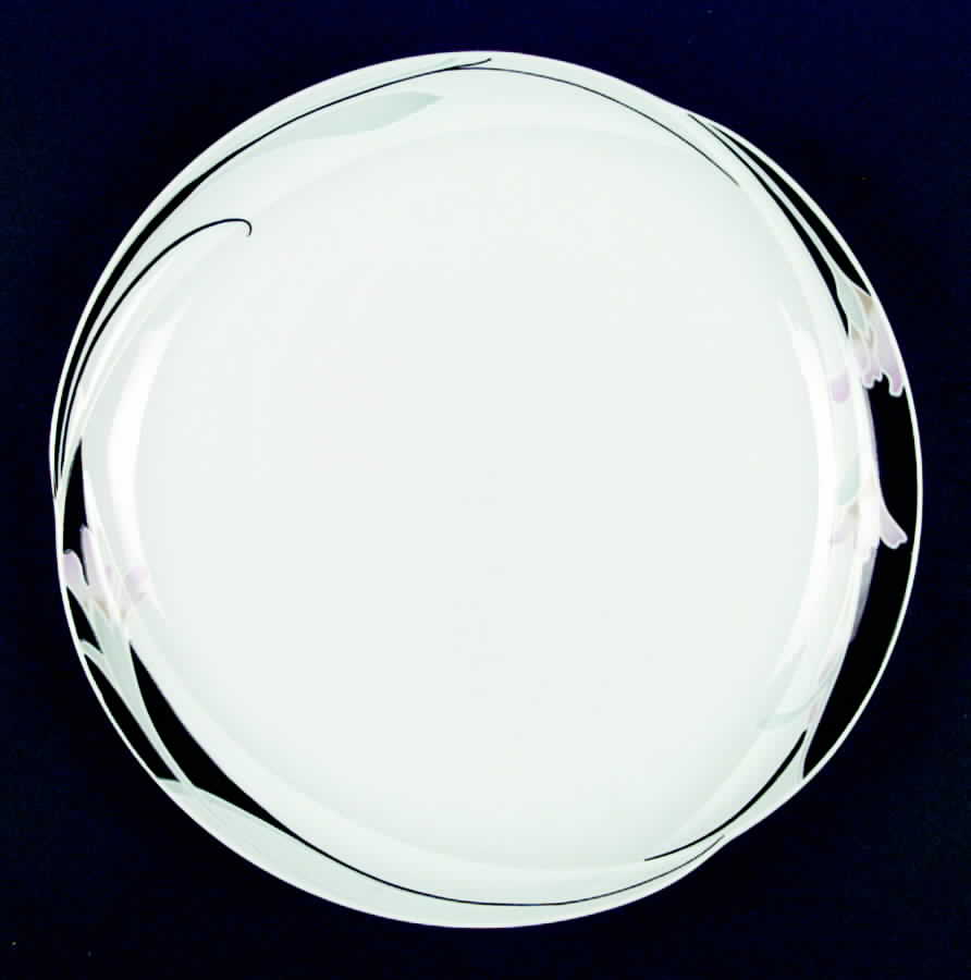 Cortina Flower Dinner Plate by Studio Nova-1