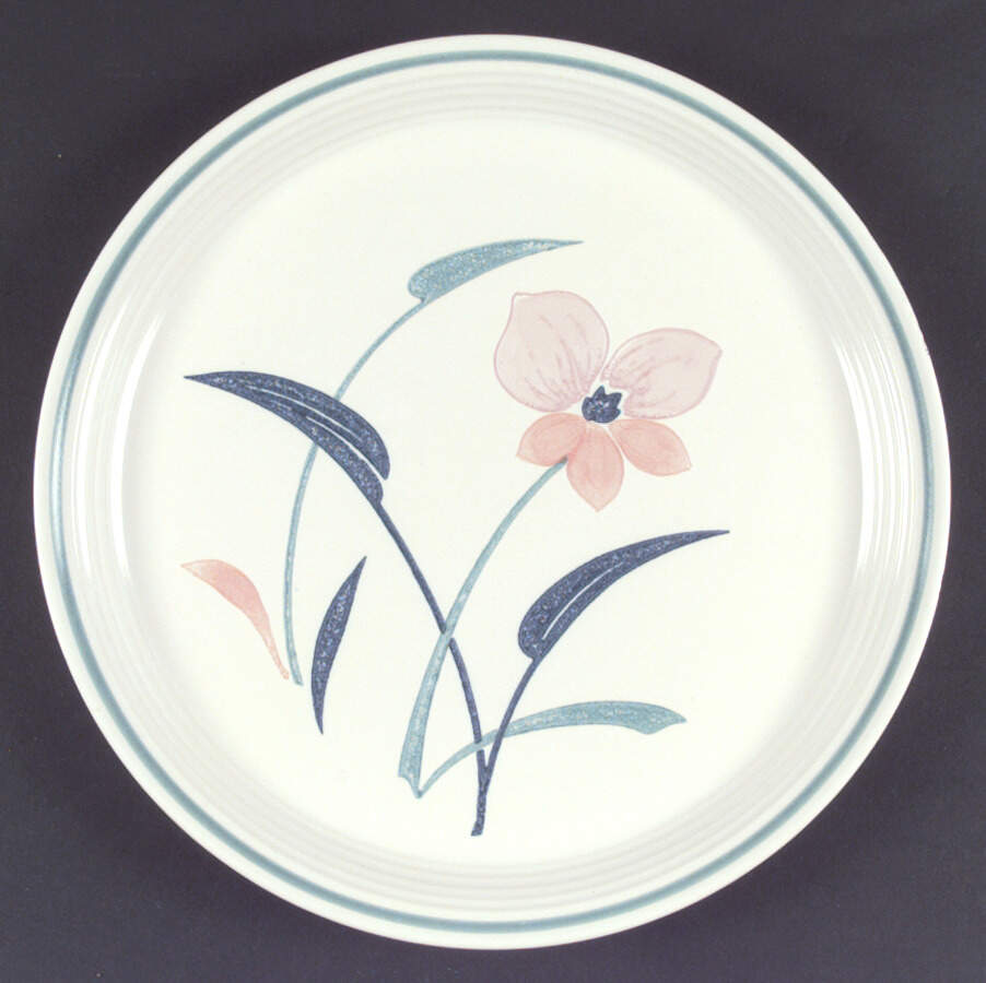 Primavera Dinner Plate by Studio Nova-1