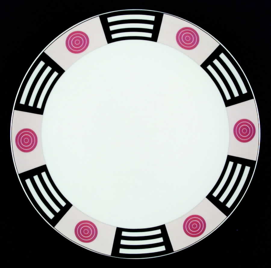 Ringside Dinner Plate by Studio Nova-1