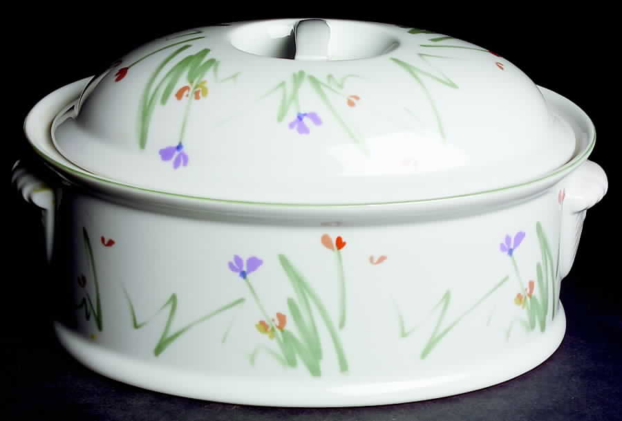 Sketch Book II 1.75 Quart Oval Covered Casserole by Studio Nova-1