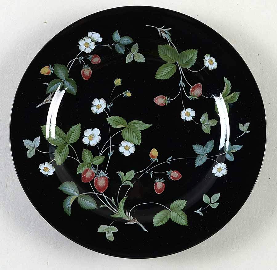 Strawberry Festival Salad Plate by Savoir Vivre-1