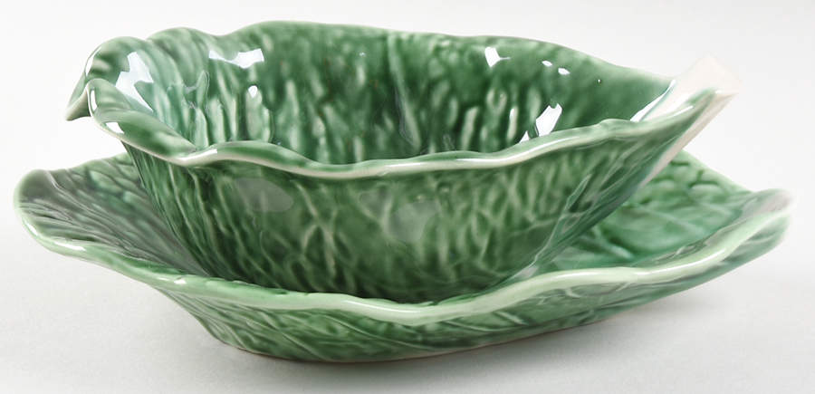 Cabbage Green Gravy Boat & Underplate by Secla-1