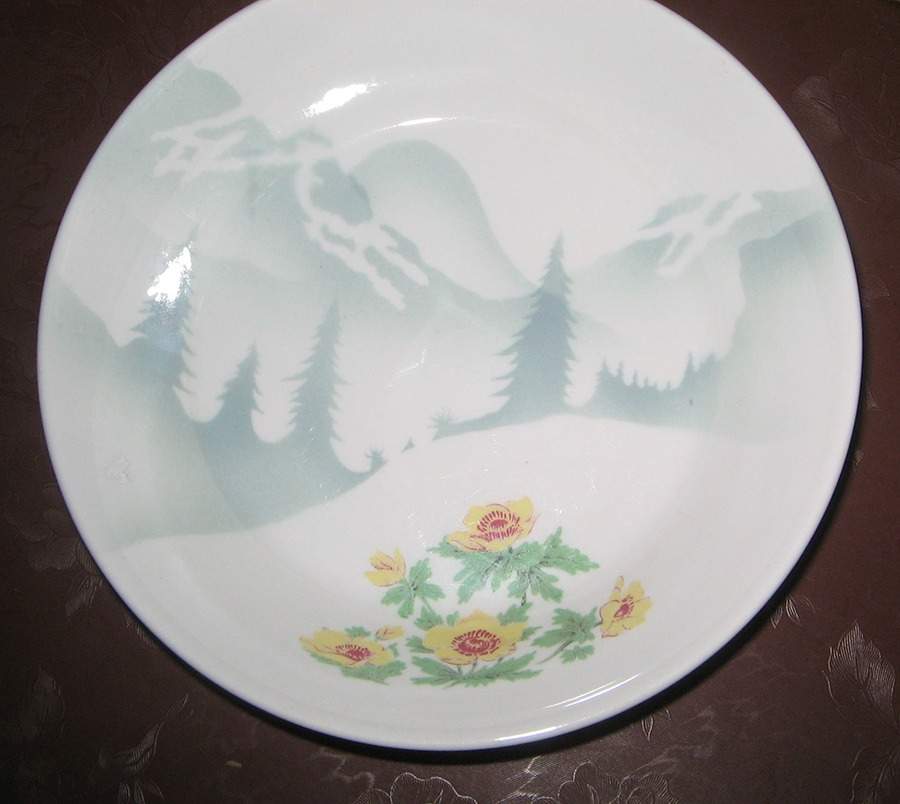 Mountains & Flowers (Great Northern Railway) Coupe Cereal Bowl by Syracuse-1