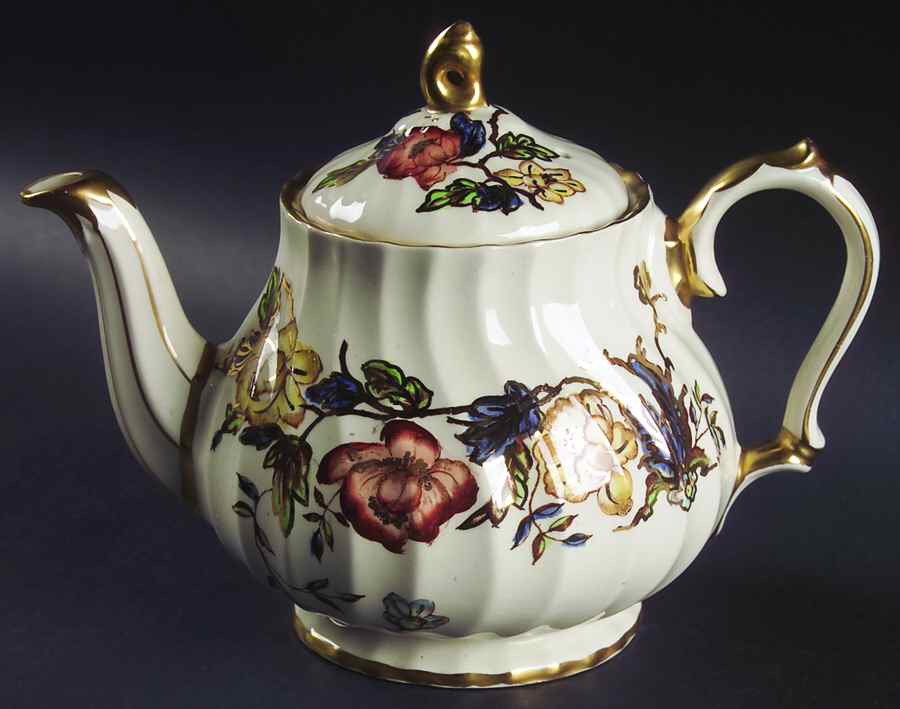 3113 Teapot & Lid by Sadler-1