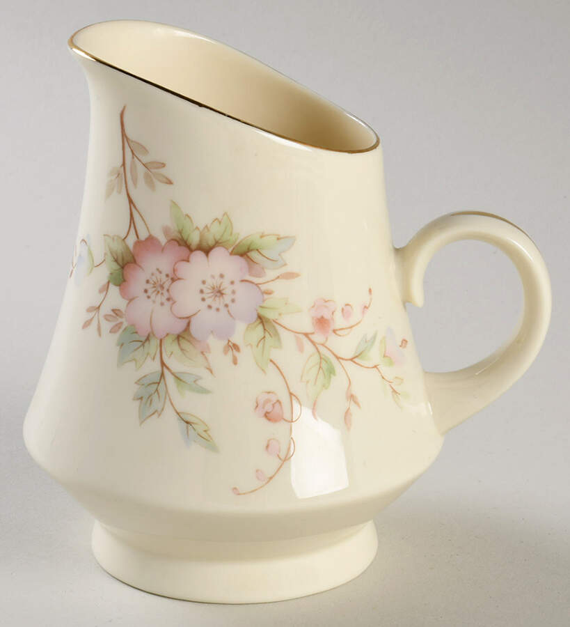Romance (Gold Trim) Creamer by Sadler-1