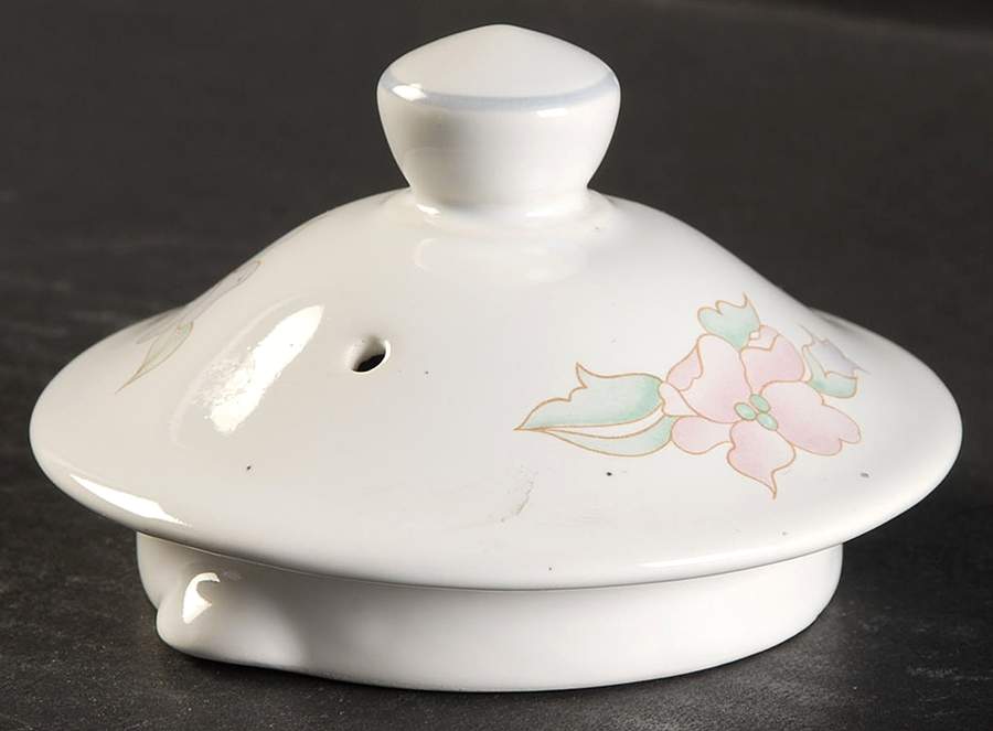 Romance (Blue Trim) Lid for Teapot by Sadler-1