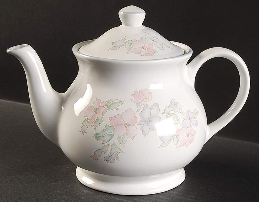 Romance (Blue Trim) Teapot & Lid by Sadler-1