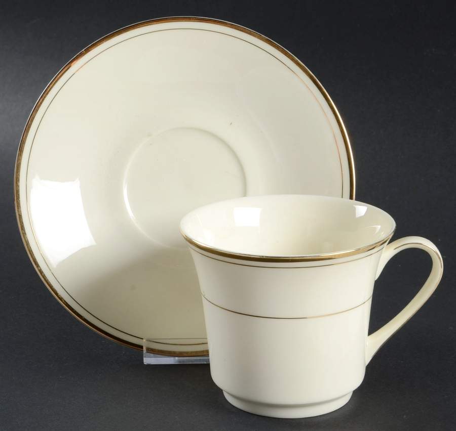 SA1 Flat Cup & Saucer Set by Sadler-1