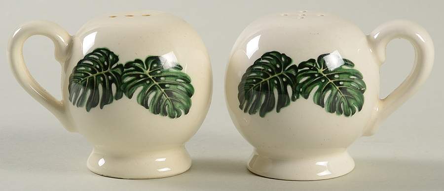 Monstera Leaves Salt & Pepper Set by Santa Anita-1