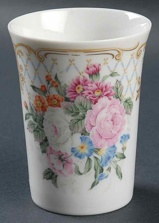 Amore China Bathroom Tumbler by Sadek-1