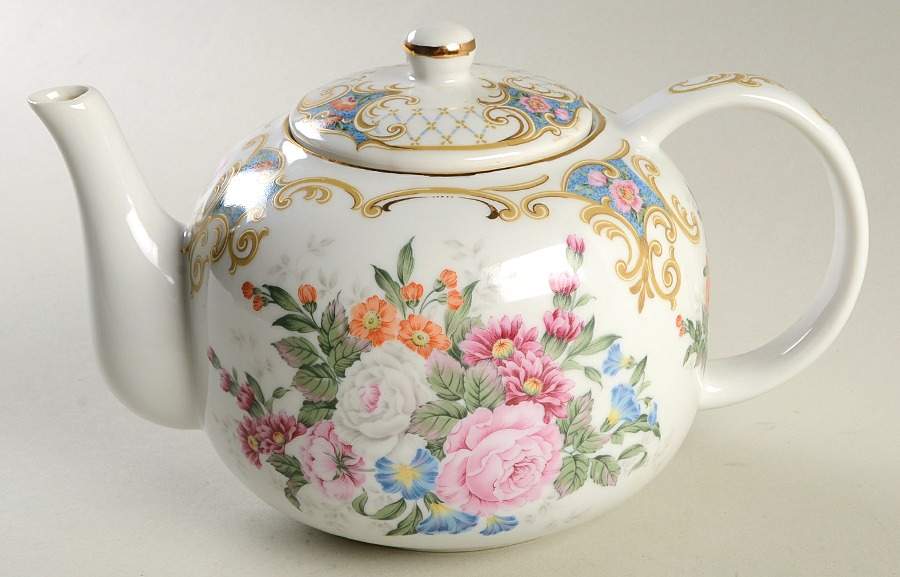 Amore Teapot & Lid by Sadek-1