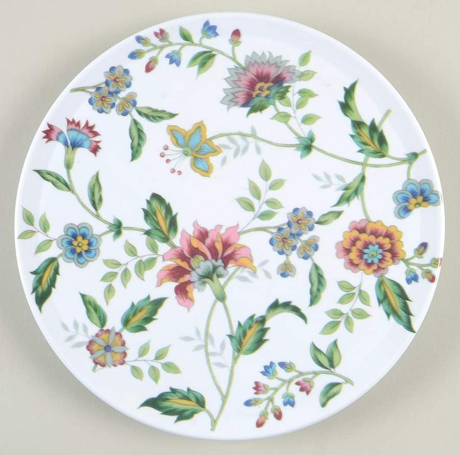 Buckingham Plastic Trivet by Sadek-1
