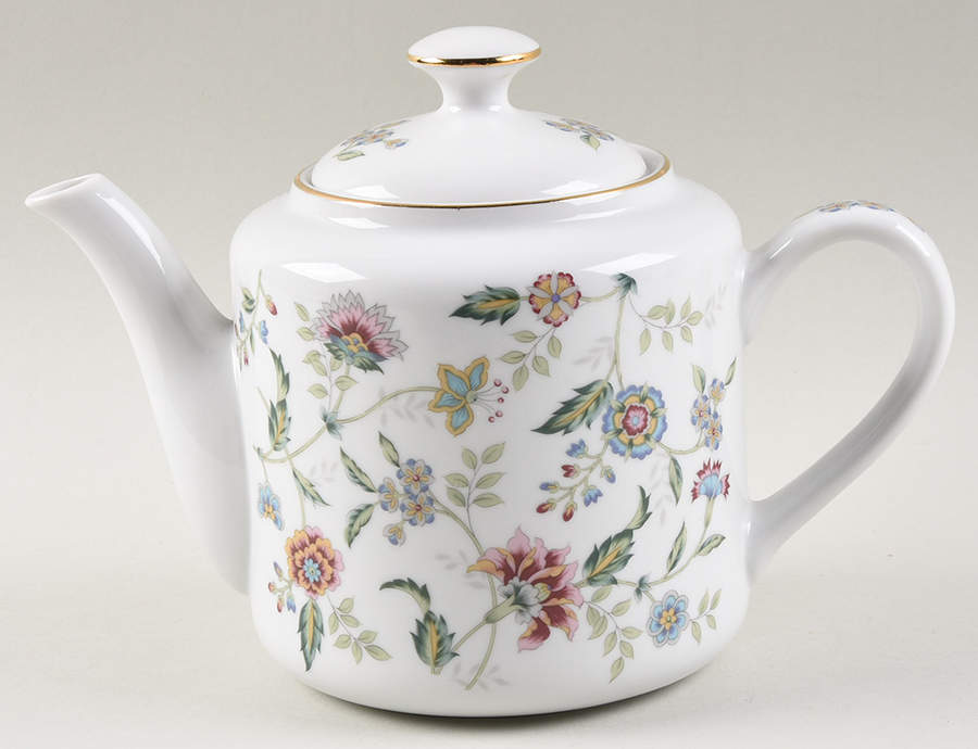 Buckingham Coffee Pot & Lid by Sadek-1