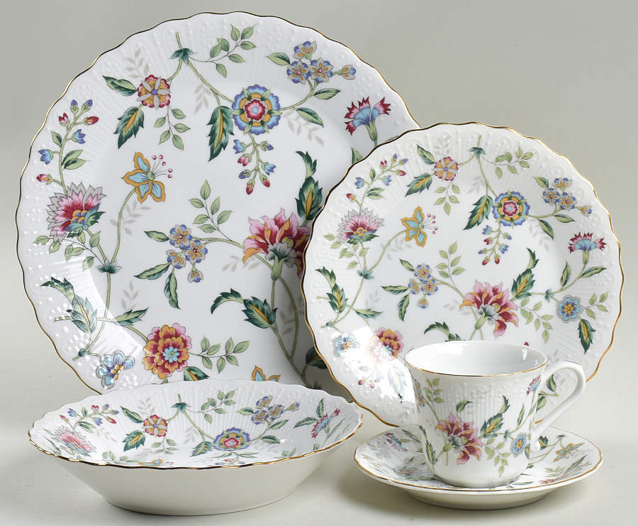 Buckingham 5 Piece Place Setting by Sadek-1
