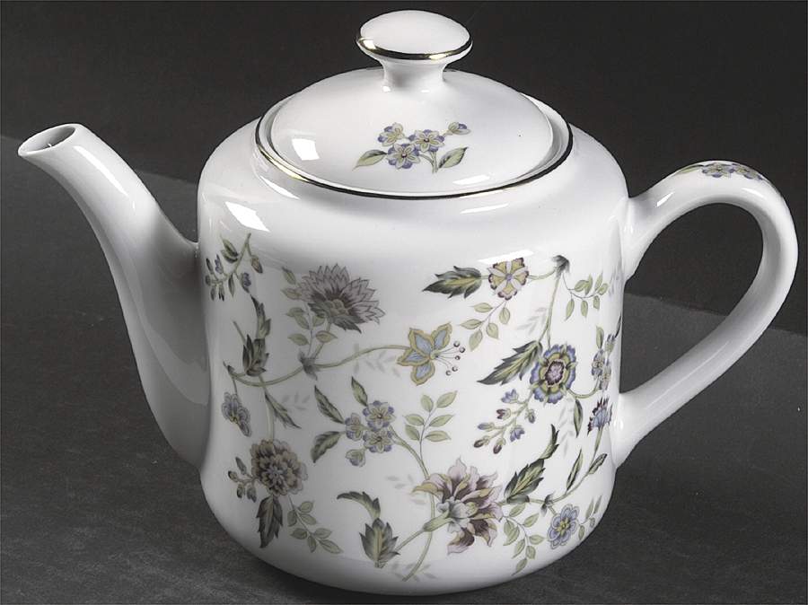 Buckingham Teapot & Lid by Sadek-1