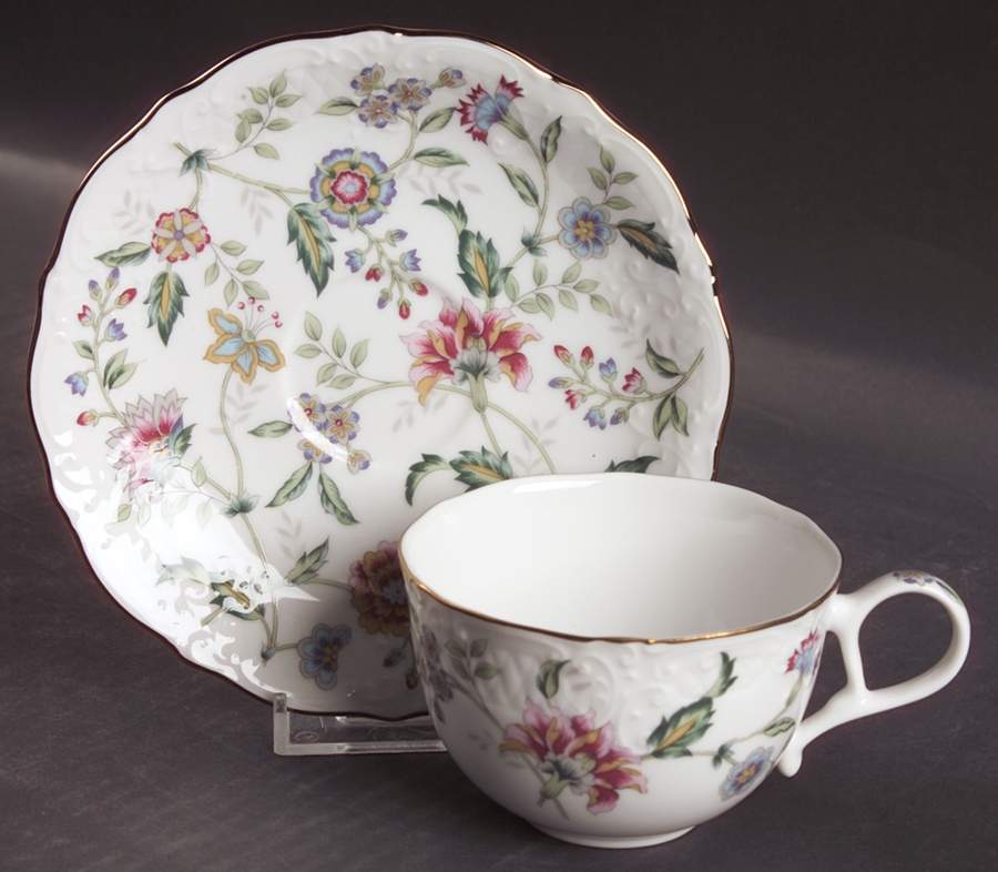 Buckingham Flat Cup & Saucer Set by Sadek-1