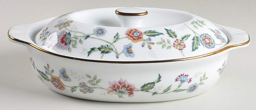 Buckingham 3 Pt Oval Covered Casserole by Sadek-1
