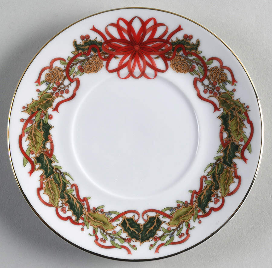 Christmas Garland Saucer by Sadek-1